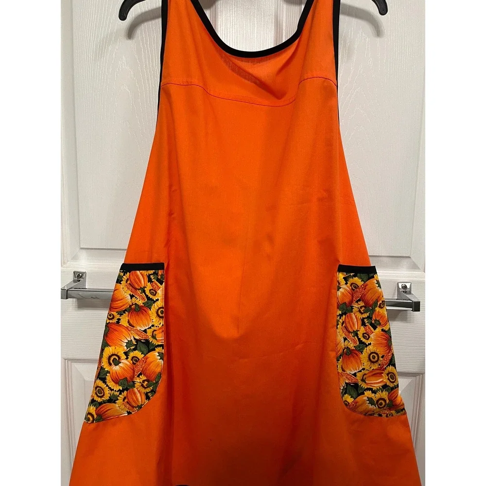 CrissCross Apron Fall Halloween: Cottagecore Pumpkin Apron Sizes L-XXL Crossback